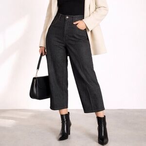 LUISA CERANO Cropped Barrel Jeans – Dark Charcoal Denim Sz 8
